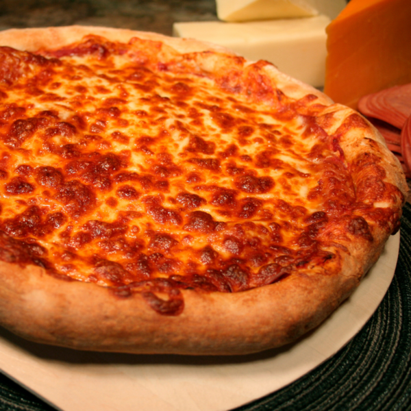 Pizza pepperoni fromage – Le Gaulois 9 pouces